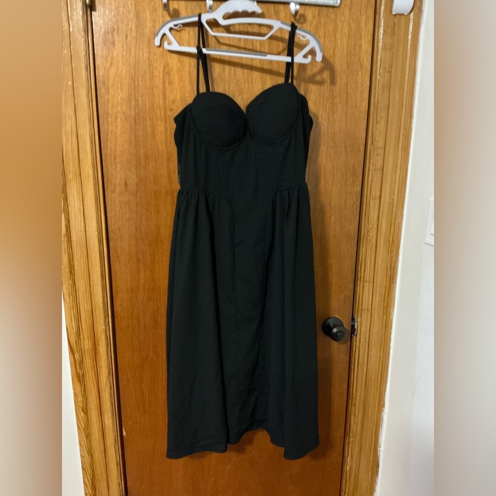 Windsor Black Midi Dress